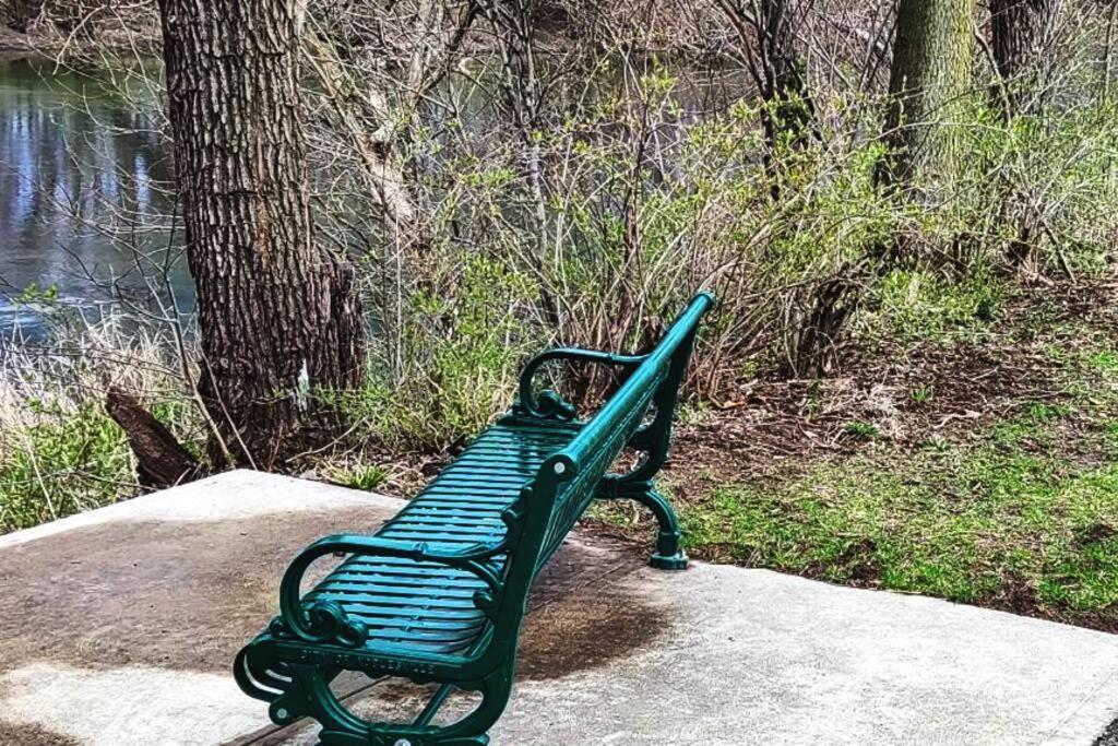 Wolf'S Cabin-Walk To Downtown Noblesville Εξωτερικό φωτογραφία